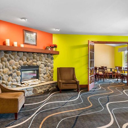 Econo Lodge Inn & Suites Eau Claire Esterno foto