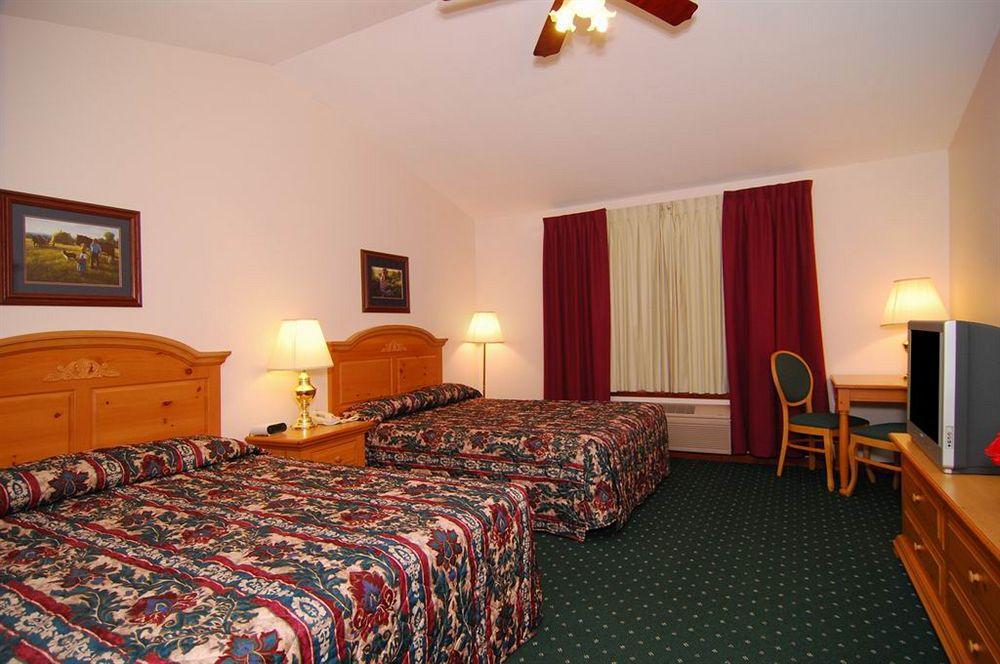 Econo Lodge Inn & Suites Eau Claire Esterno foto