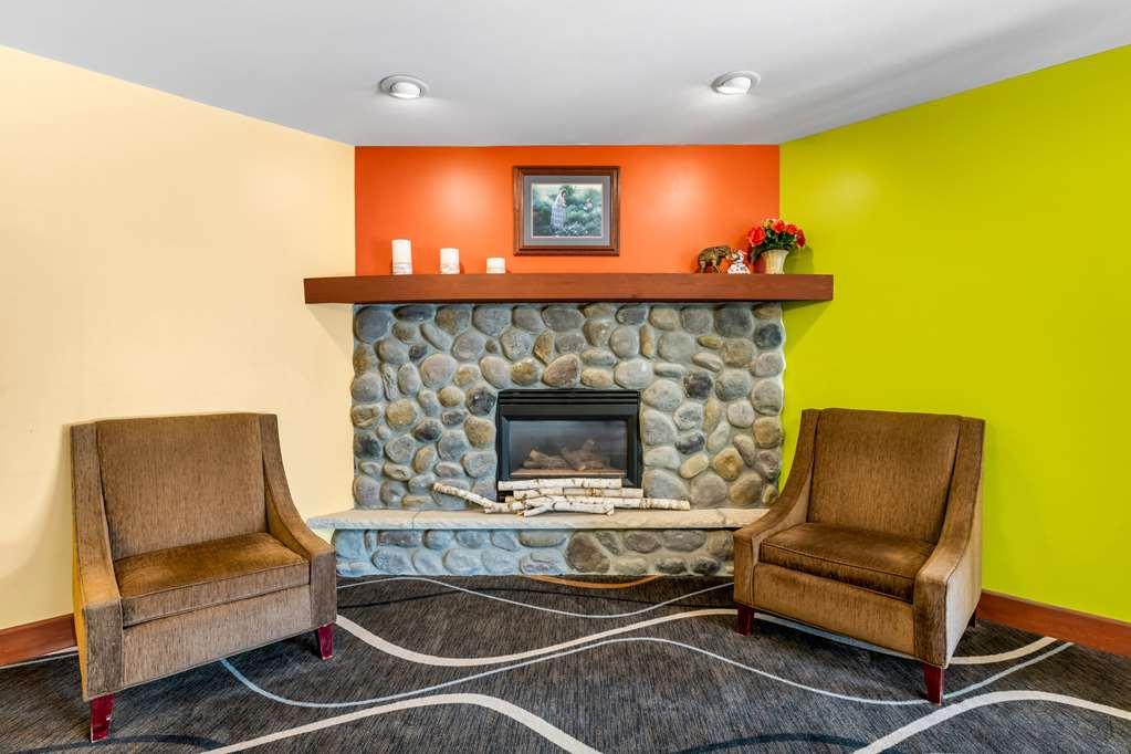 Econo Lodge Inn & Suites Eau Claire Interno foto