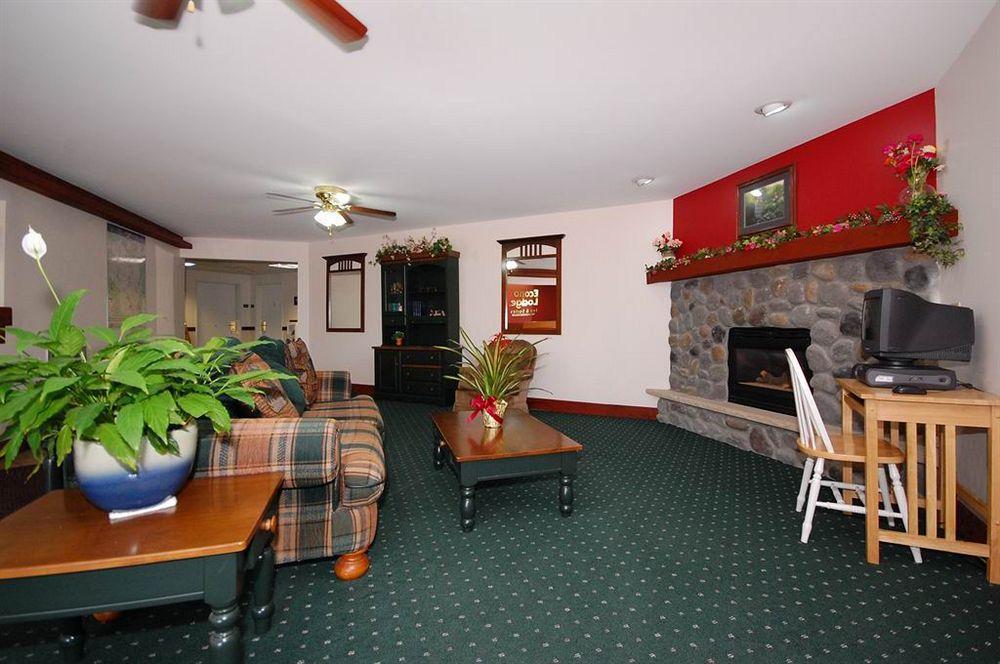 Econo Lodge Inn & Suites Eau Claire Esterno foto