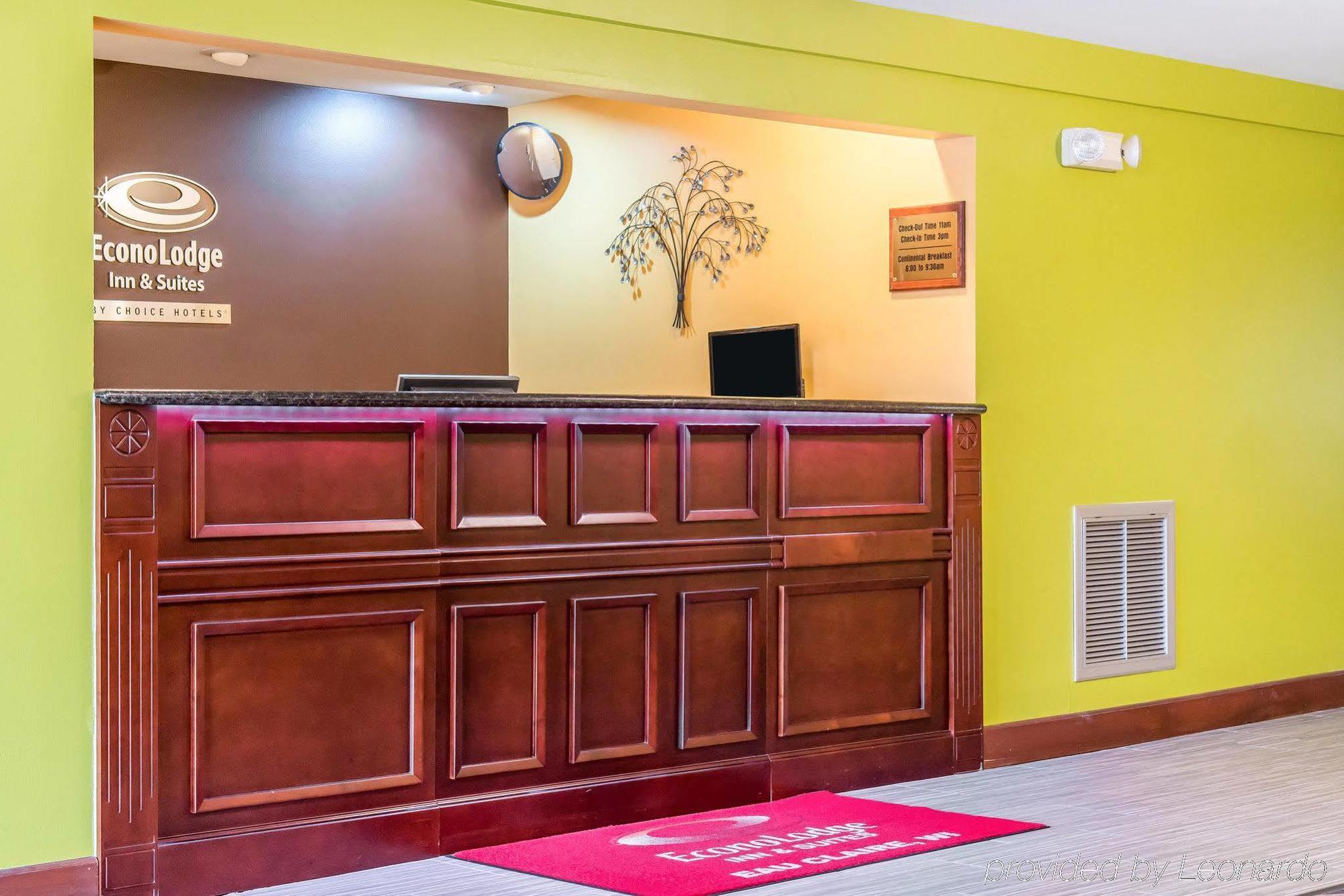 Econo Lodge Inn & Suites Eau Claire Esterno foto