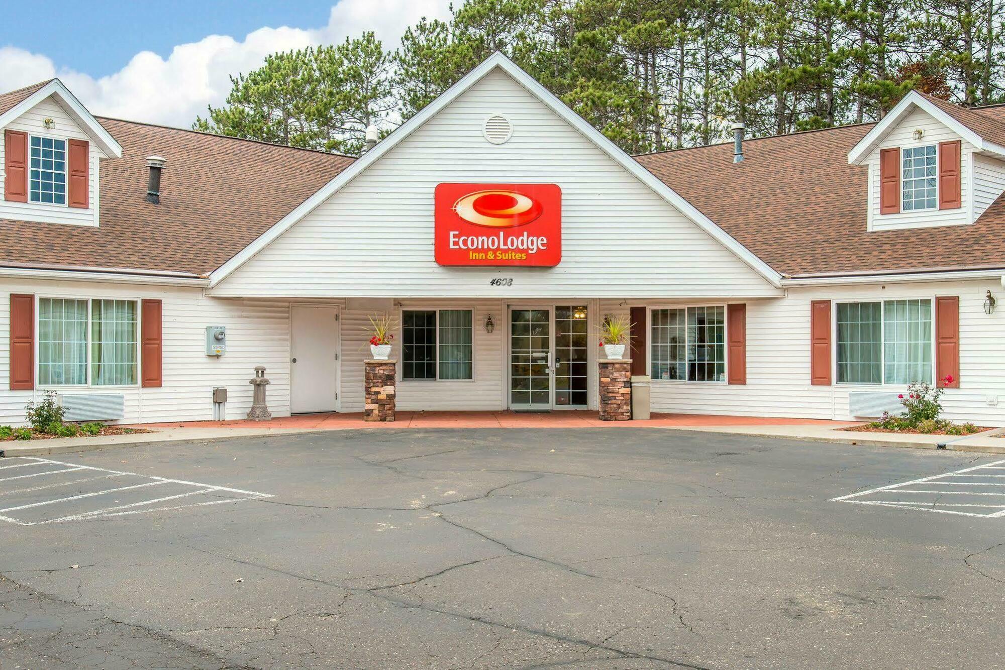 Econo Lodge Inn & Suites Eau Claire Esterno foto